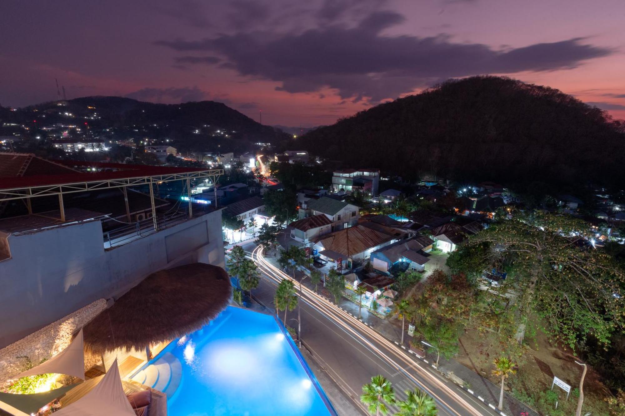 Zasgo Hotel Labuan Bajo Eksteriør bilde
