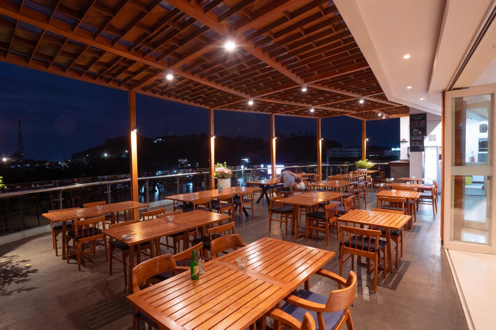 Zasgo Hotel Labuan Bajo Eksteriør bilde